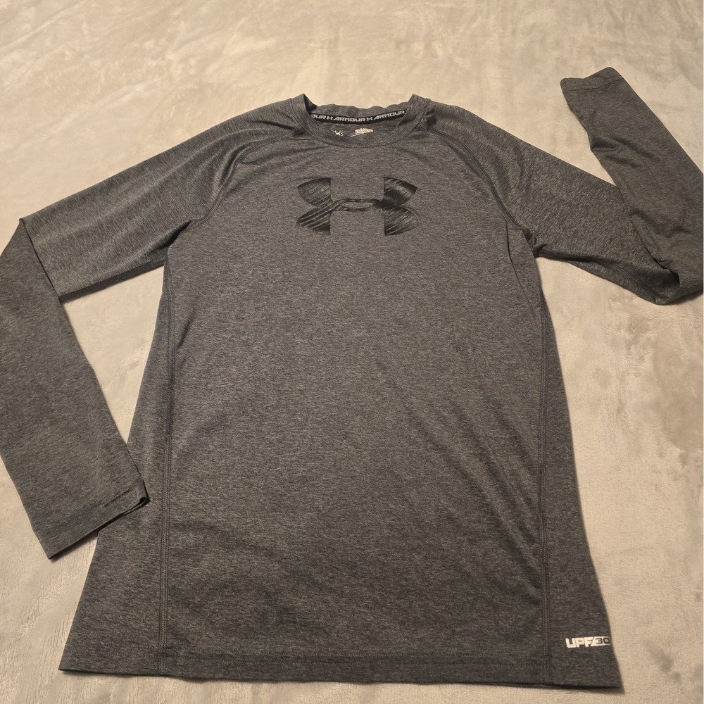 Under Armour Size Youth L Gray Long Sleeve Athletic Top UPF 30+ Base Layer